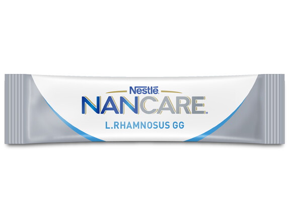 Un sachet de compléments alimentaires LRhamnosusGG NANCARE® Hydrate-Pro de Nestlé