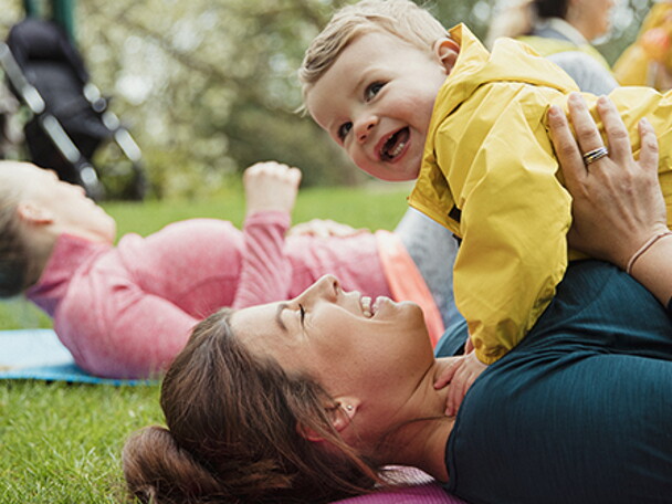 Faire du sport avec un enfant : astuces de mamans ou papas pour une vie trépidante