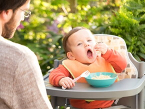 Baby's en peuters hebben nood aan een voeding die rijk is aan micronutriënten